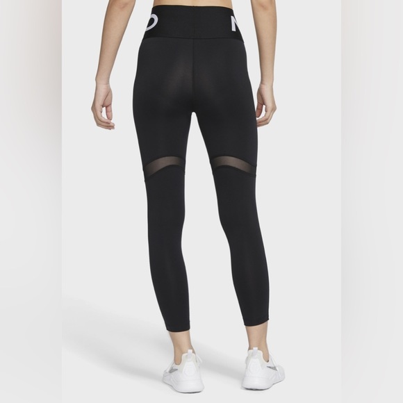 IN search of Nike Pro stealth Leggings - Picture 4 of 4